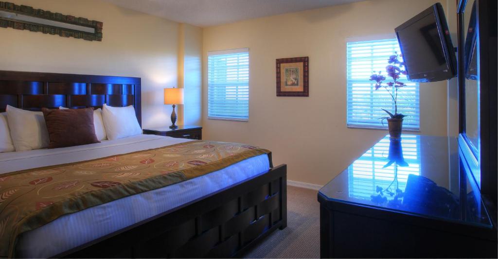 Ocean Pointe Suites at Key Largo Main image 2